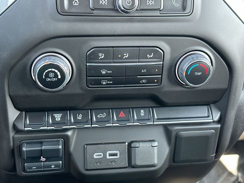 Used 2025 Chevrolet Silverado 2500 W/T w/ WT Convenience Package image 18