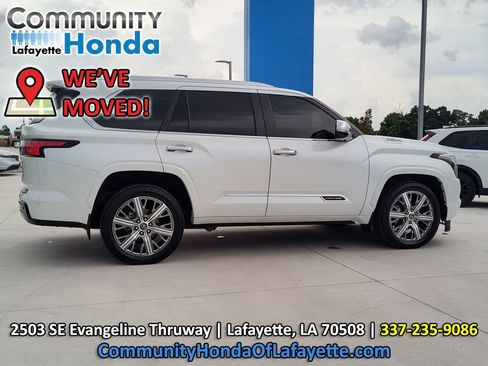 Used 2024 Toyota Sequoia Capstone AWD/4WD image 12