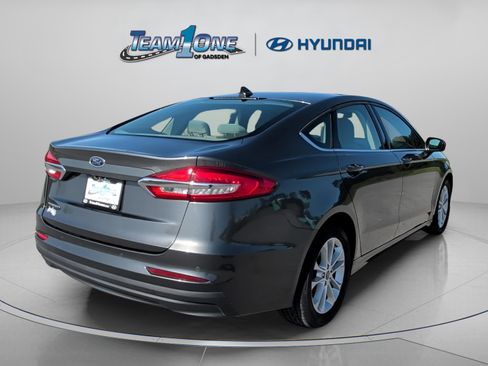 Used 2020 Ford Fusion SE image 8