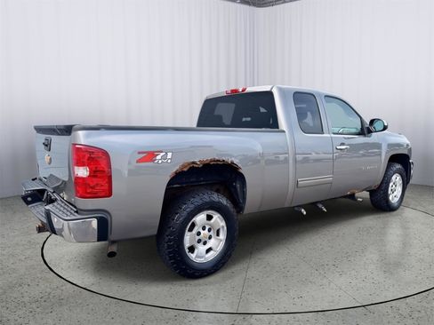 Used 2013 Chevrolet Silverado 1500 LT AWD/4WD image 6