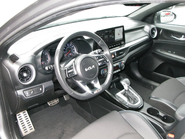 Used 2023 Kia Forte GT-Line FWD image 11