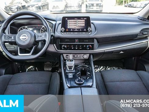 Used 2024 Nissan Rogue S AWD/4WD image 25