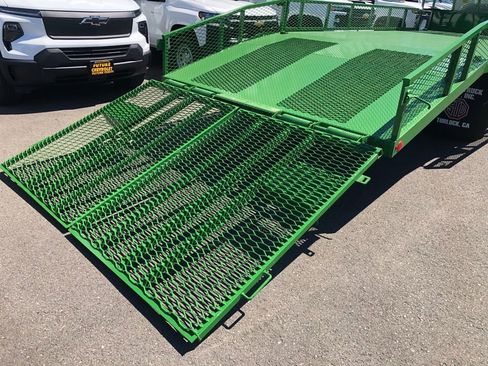 New 2024 Chevrolet Low Cab Forward image 12