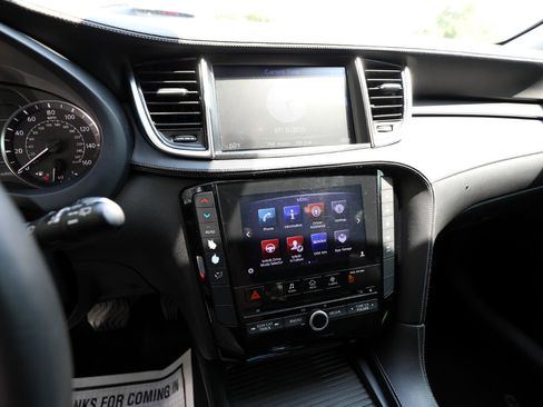 Used 2019 INFINITI QX50 Pure image 20