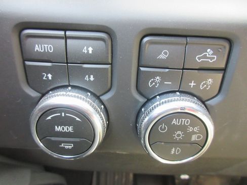 New 2026 GMC Sierra 1500 AT4 w/ AT4 Premium Package image 18