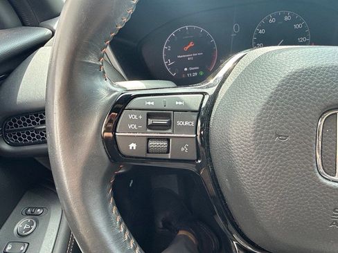 Used 2023 Honda HR-V Sport image 11
