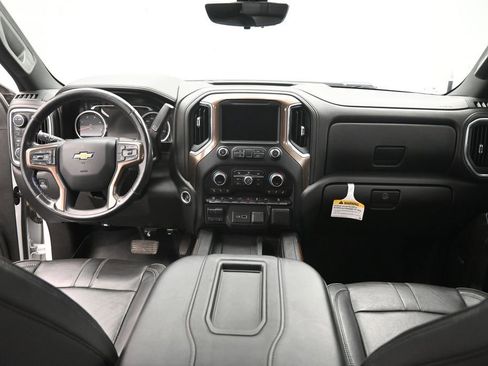 Used 2021 Chevrolet Silverado 2500 High Country w/ Z71 Off-Road Package AWD/4WD image 16