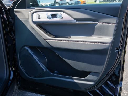 New 2026 Ford Explorer Active AWD/4WD image 25
