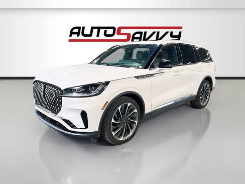 Used 2025 Lincoln Aviator Reserve w/ Equipment Group 201A AWD/4WD image 3