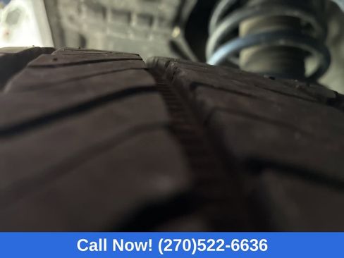 Used 2026 Chevrolet Traverse LT image 10