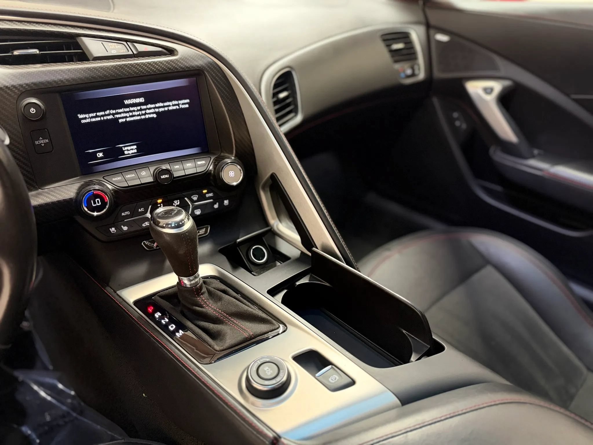 Used 2016 Chevrolet Corvette Stingray Coupe RWD image 17