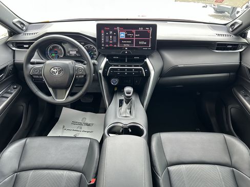 Used 2021 Toyota Venza XLE w/ Softex Package image 17