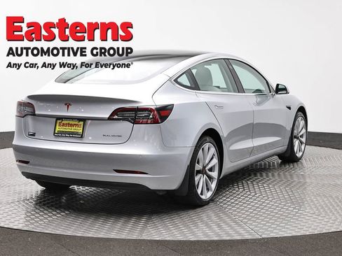 Used 2018 Tesla Model 3 Long Range AWD/4WD image 5