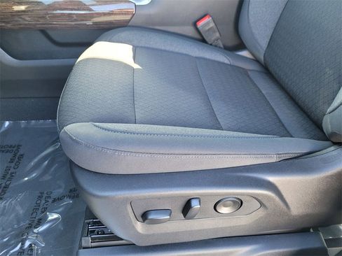 New 2026 GMC Sierra 1500 Elevation image 13