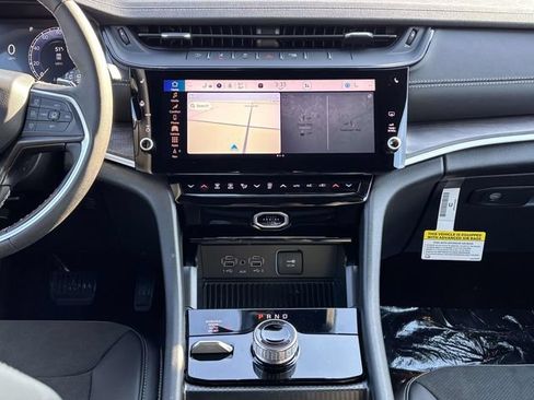 New 2026 Jeep Grand Cherokee Altitude AWD/4WD image 12