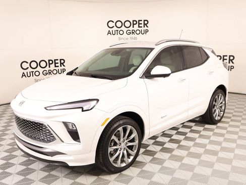 Used 2025 Buick Encore GX Avenir w/ Avenir Technology Package AWD/4WD image 10