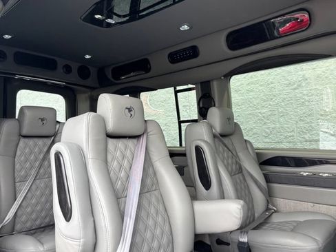 New 2026 Ford Transit 250 148 Medium Roof Extended AWD w/ Exterior Upgrade Package image 42