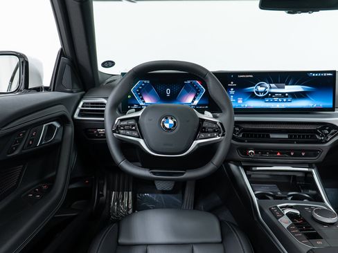 Used 2025 BMW 230i xDrive Coupe w/ Convenience Package image 17