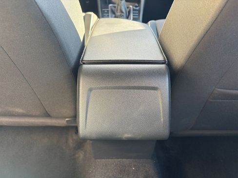 Used 2025 Volkswagen Jetta Sport image 24