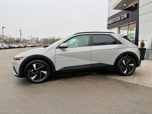 Used 2025 Hyundai Ioniq 5 SEL image 6