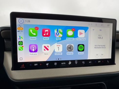 New 2026 Ford Maverick Lariat w/ 4K Tow Package image 26