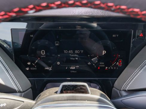 New 2026 GMC Yukon AT4 Ultimate AWD/4WD image 25