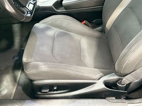 Certified 2021 Chevrolet Camaro LT w/ RS Package image 18