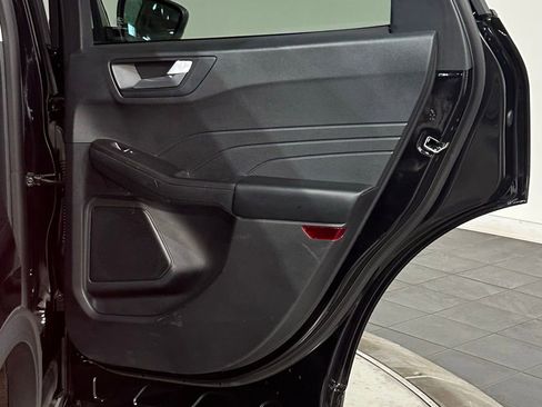 Used 2021 Ford Escape SE FWD image 48