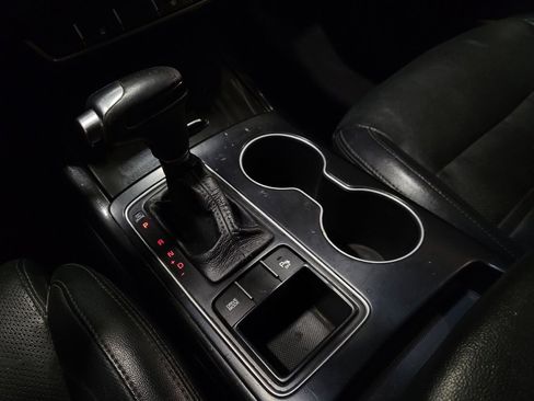 Used 2017 Kia Sorento SX image 26