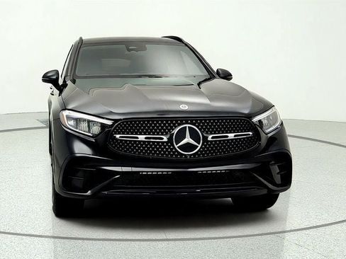Used 2023 Mercedes-Benz GLC 300 4MATIC w/ AMG Line image 2