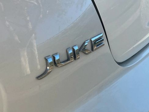 Used 2015 Nissan Juke S image 10