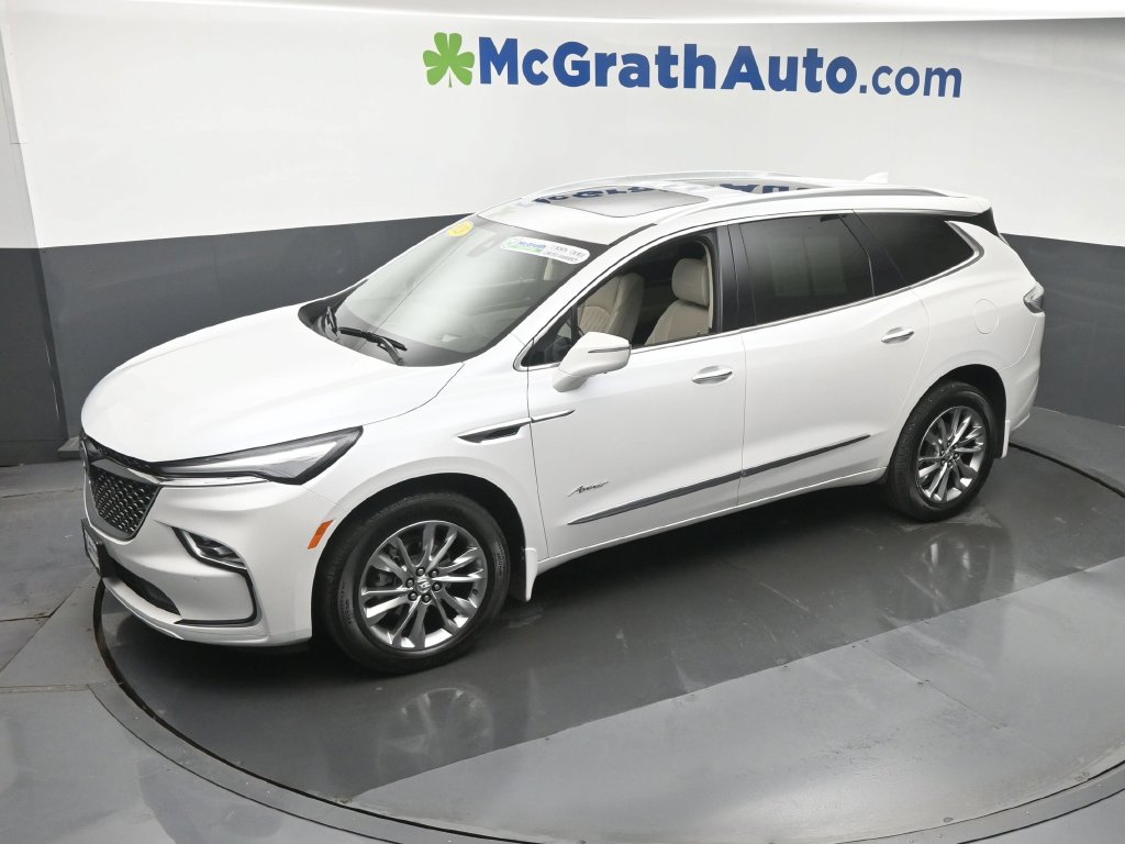 Used 2023 Buick Enclave Avenir w/ Avenir Technology Package AWD/4WD image 25