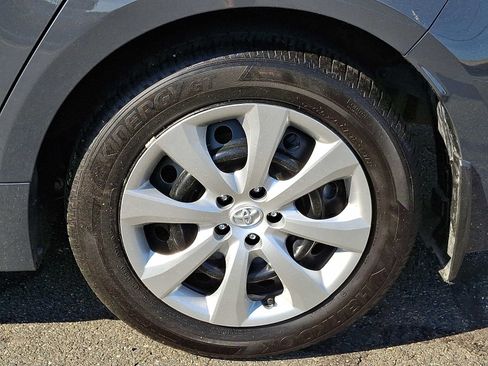 Used 2025 Toyota Corolla LE FWD image 7