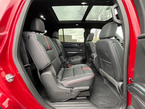 Certified 2024 Chevrolet Traverse RS image 20