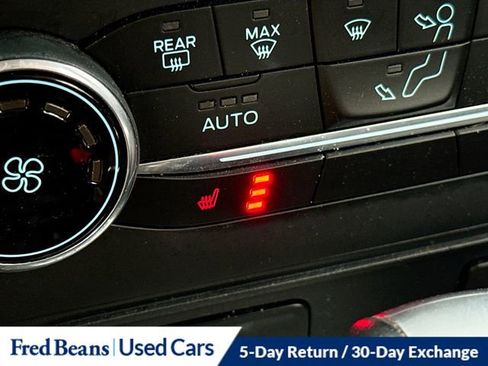 Used 2019 Ford EcoSport SE w/ SE Convenience Package image 22