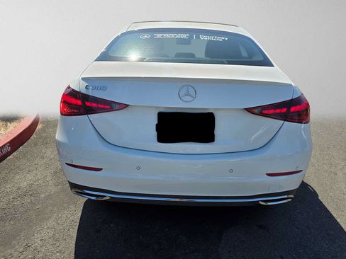 Used 2026 Mercedes-Benz C 300 Sedan image 4