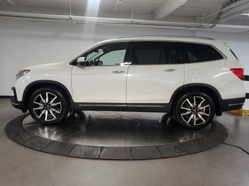 Used 2019 Honda Pilot Touring image 6