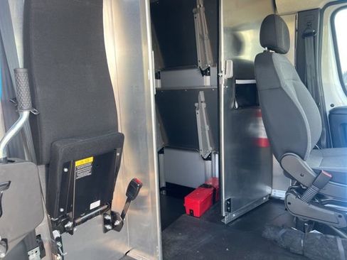 Used 2024 RAM ProMaster 3500 w/ Delivery Van Package image 11