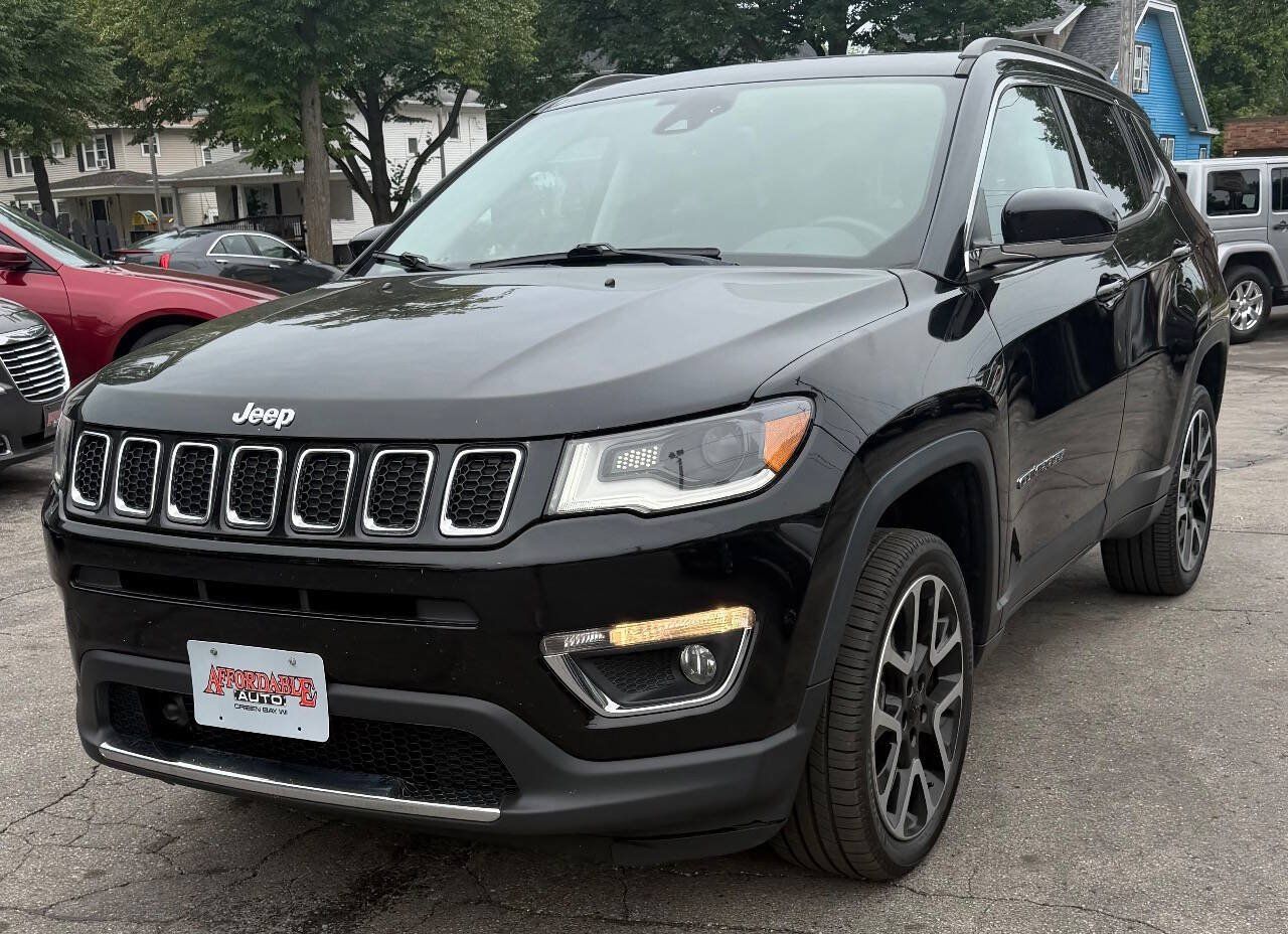 Used 2018 Jeep Compass Limited w/ Navigation Group AWD/4WD image 4