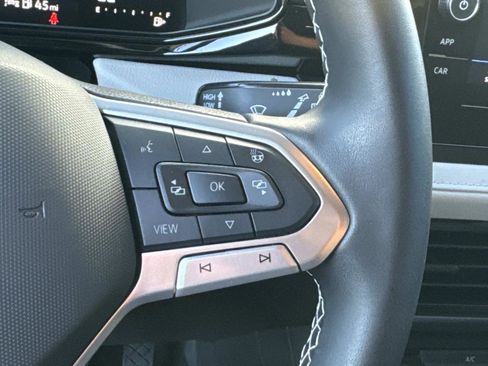 Certified 2025 Volkswagen Taos S image 19