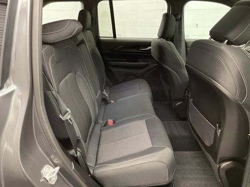 Certified 2025 Jeep Grand Cherokee Laredo X w/ Trailer Tow Package image 27