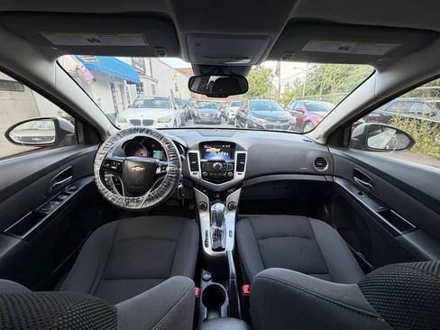 Used 2015 Chevrolet Cruze LT FWD image 41
