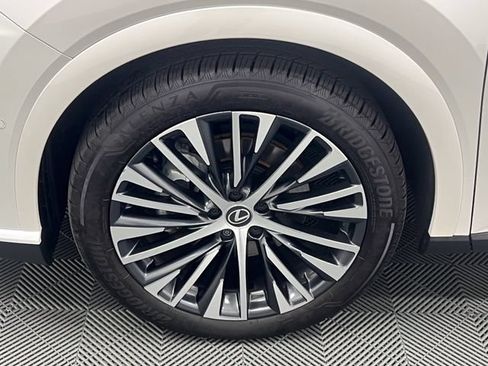 Certified 2025 Lexus RX 350 w/ Convenience Package AWD/4WD image 22