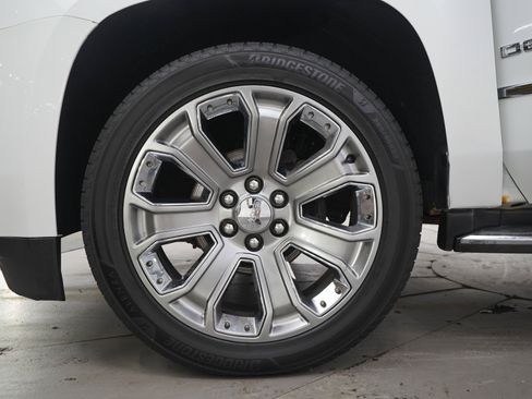 Used 2015 GMC Yukon Denali AWD/4WD image 34