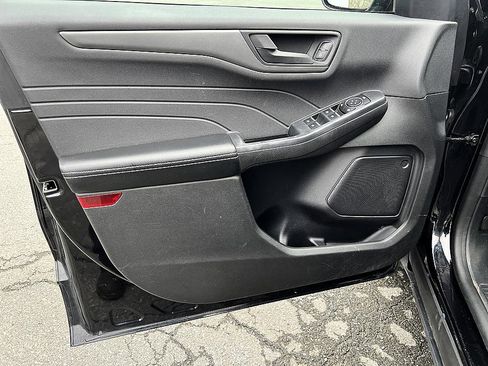 Used 2023 Ford Escape Active w/ Tech Pack #1 image 9