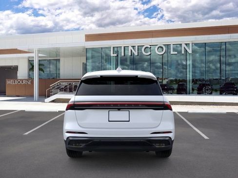 New 2026 Lincoln Nautilus Premier w/ Jet Appearance Package AWD/4WD image 5