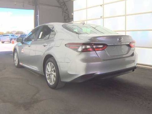 Used 2024 Toyota Camry LE w/ Convenience Package FWD image 9