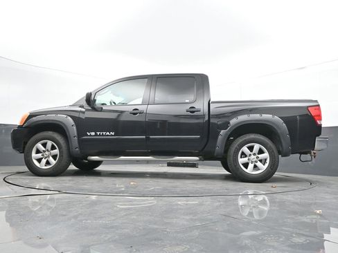 Used 2011 Nissan Titan SV image 26