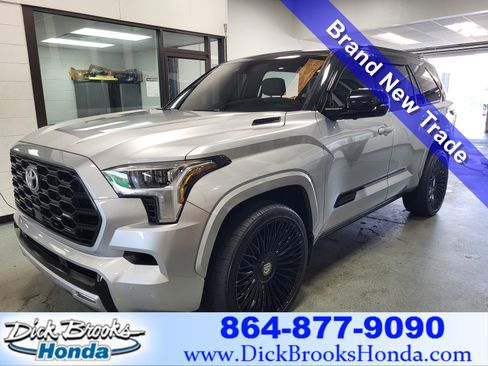 Used 2025 Toyota Sequoia Capstone AWD/4WD image 1