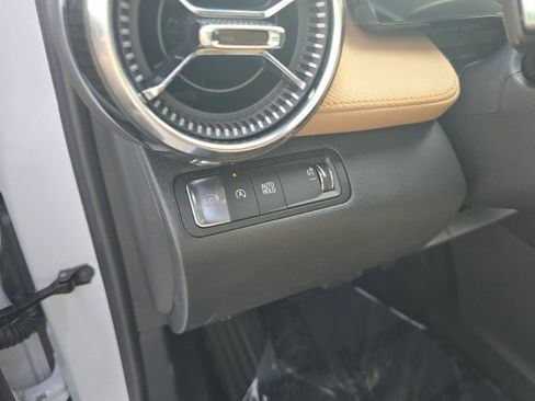 New 2026 Chevrolet Equinox ACTIV w/ Convenience Package III image 25